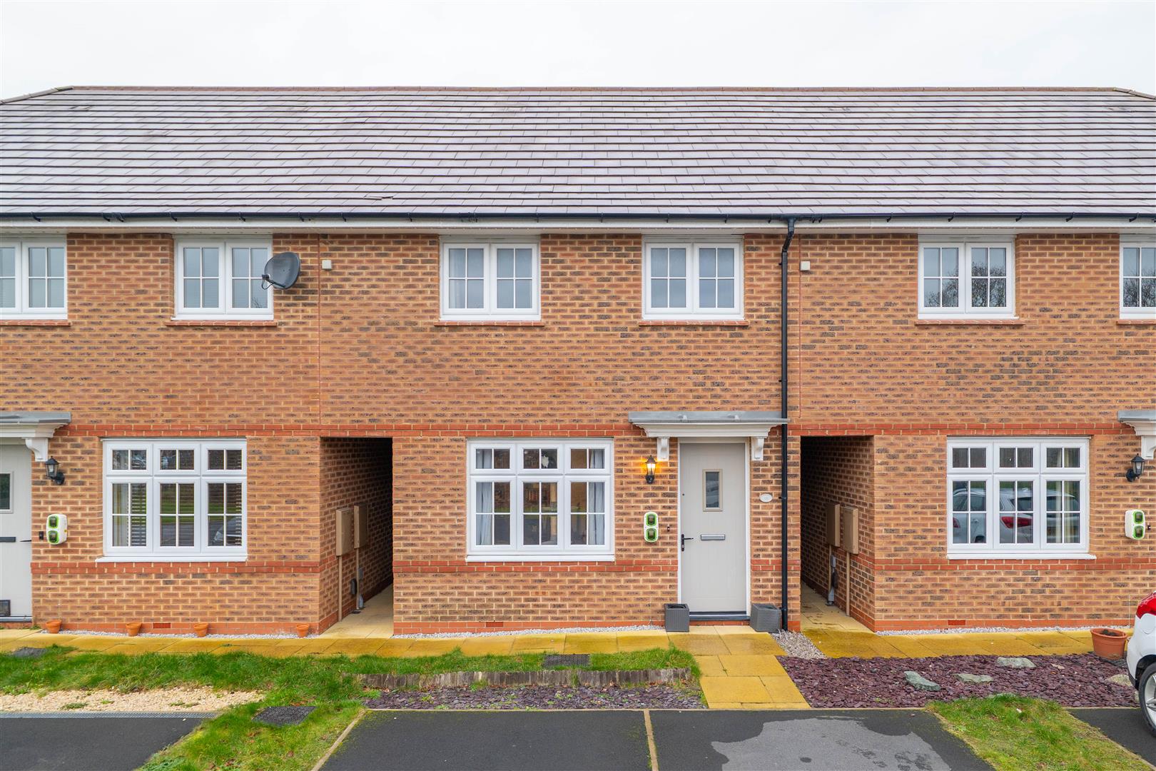 3 bed property in Lily Court, Leyland